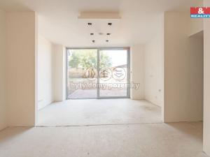 Prodej bytu 2+kk, Lomnice, Tišnovská, 71 m2