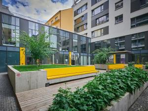 Pronájem kanceláře, Praha - Karlín, Sokolovská, 289 m2