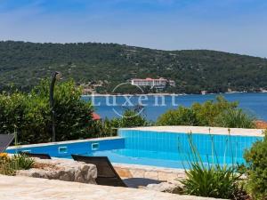 Prodej vily, Vis, Chorvatsko, 320 m2