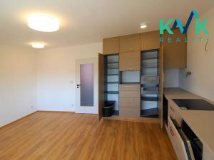 Pronájem bytu 3+kk, Karlovy Vary, U Trati, 75 m2