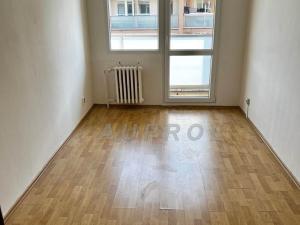 Prodej bytu 2+kk, Praha - Libeň, Rozšířená, 56 m2