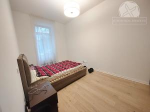 Prodej bytu 2+kk, Praha - Smíchov, Kmochova, 53 m2