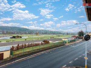 Pronájem bytu 3+1, Karlovy Vary - Dvory, Závodní, 100 m2