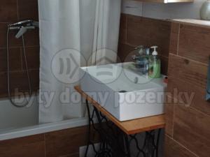 Prodej chaty, Karlovy Vary - Stará Role, 56 m2