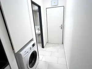 Pronájem bytu 1+kk, Praha - Hloubětín, Poděbradská, 26 m2