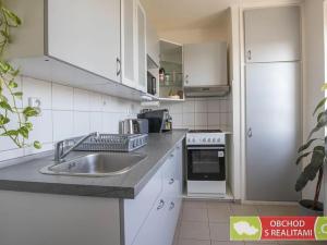 Pronájem bytu 2+1, Praha - Holešovice, Vrbenského, 49 m2