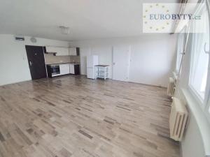Prodej bytu 2+kk, Praha - Vršovice, Vršovická, 76 m2