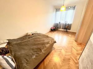 Pronájem bytu 2+kk, Praha - Libeň, Střížkovská, 48 m2