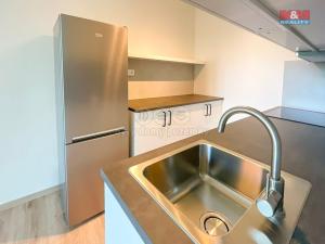 Pronájem bytu 2+kk, Praha - Kobylisy, Třeboradická, 43 m2