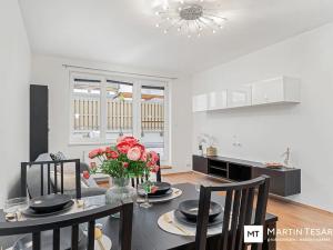 Prodej bytu 3+kk, Praha - Vysočany, Poděbradská, 77 m2