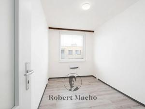 Prodej bytu 4+1, Mníšek pod Brdy, Nová, 89 m2