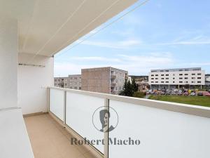 Prodej bytu 4+1, Mníšek pod Brdy, Nová, 89 m2