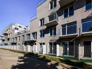 Prodej bytu 1+kk, Praha - Hostavice, Českobrodská, 31 m2