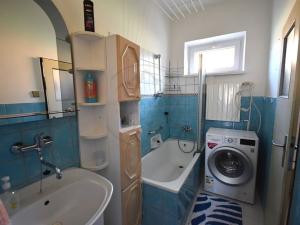 Pronájem bytu 2+1, Lipová-lázně, 48 m2