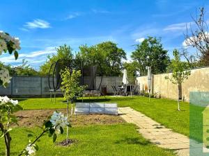 Prodej rodinného domu, Rataje, 205 m2