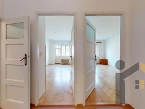 Prodej bytu 2+1, Praha - Smíchov, Moulíkova, 79 m2