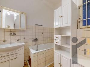 Prodej bytu 2+1, Praha - Smíchov, Moulíkova, 79 m2