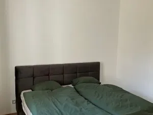 Pronájem bytu 2+kk, Praha - Prosek, Prosecká, 78 m2