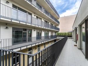 Pronájem bytu 1+1, Praha - Smíchov, Na Valentince, 50 m2