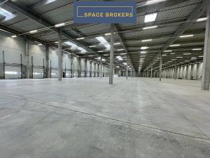 Pronájem skladu, Pardubice, 7973 m2