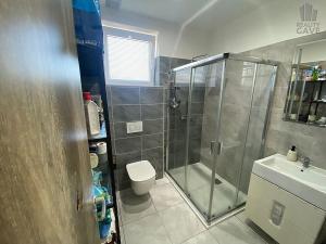 Pronájem rodinného domu, Lkáň, 120 m2