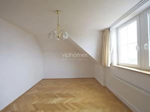 Pronájem vily, Praha - Lysolaje, 255 m2
