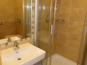 Pronájem rodinného domu, Praha - Jinonice, U dětského hřiště, 350 m2