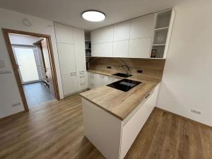 Pronájem rodinného domu, České Budějovice, Platanová, 72 m2