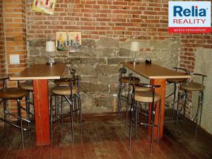 Pronájem restaurace, Liberec, nám. Šaldovo, 140 m2