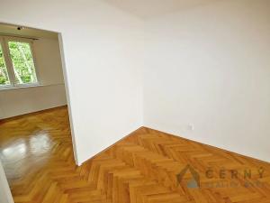 Pronájem bytu 2+1, Liberec, Školní, 52 m2
