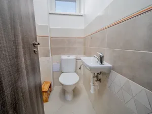 Pronájem rodinného domu, Jestřabí Lhota, 87 m2