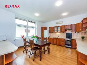 Prodej rodinného domu, Dobronín, Javorová, 375 m2