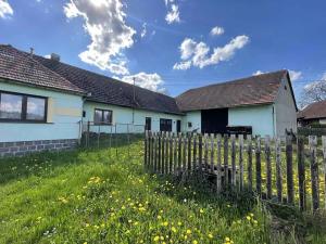 Prodej rodinného domu, Myslív, 127 m2