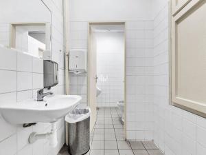 Pronájem kanceláře, Praha - Nové Město, Opletalova, 124 m2