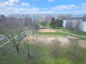Pronájem bytu 1+kk, Praha - Prosek, Veltruská, 36 m2
