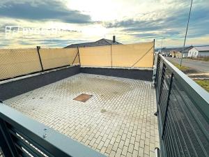 Prodej rodinného domu, Dubí, Na Barborce, 147 m2