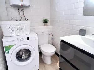 Prodej bytu 3+kk, Manilva, Španělsko, 69 m2