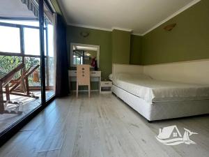 Prodej atypického bytu, Nesebar, Bulharsko, 188 m2