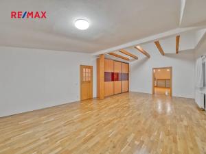 Pronájem bytu 2+kk, Poděbrady, Riegrovo náměstí, 99 m2