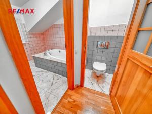 Pronájem bytu 2+kk, Poděbrady, Riegrovo náměstí, 99 m2