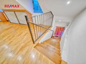 Pronájem bytu 2+kk, Poděbrady, Riegrovo náměstí, 99 m2