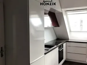 Pronájem bytu 2+kk, Praha - Kunratice, Hornomlýnská, 57 m2