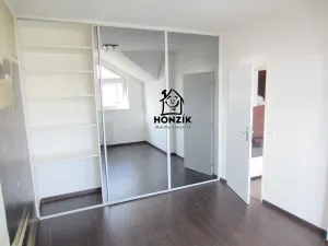 Pronájem bytu 2+kk, Praha - Kunratice, Hornomlýnská, 57 m2