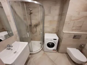 Pronájem bytu 1+kk, Praha - Vysočany, Sokolovská, 26 m2
