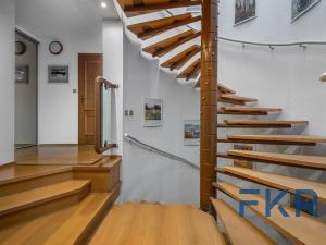 Prodej rodinného domu, Praha - Dolní Měcholupy, Za zahradami, 237 m2