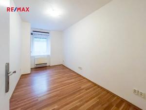 Prodej bytu 2+kk, Praha - Smíchov, Holečkova, 37 m2