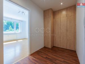 Pronájem bytu 2+1, Loket, Sportovní, 60 m2