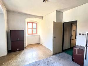 Pronájem komerční nemovitosti, Lhota Rapotina, 1000 m2
