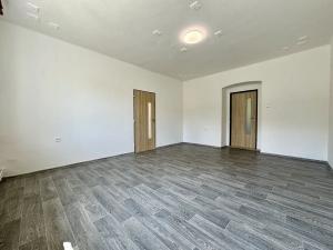 Prodej bytu 3+1, Česká Ves, Jánského, 89 m2