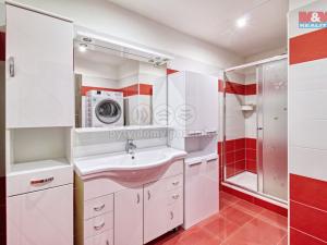 Prodej bytu 2+1, Žatec, Husova, 69 m2